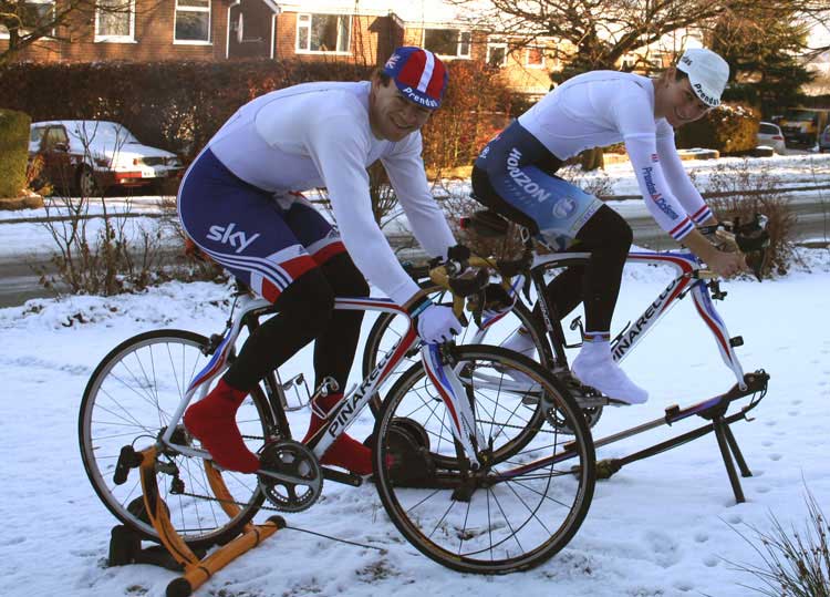 Para adquirir un buen pico de forma es importante realizar un buen entrenamiento de base para ciclismo