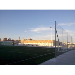 Poste refuerzo metálico galvanizado 6 mts para red protección sin botes